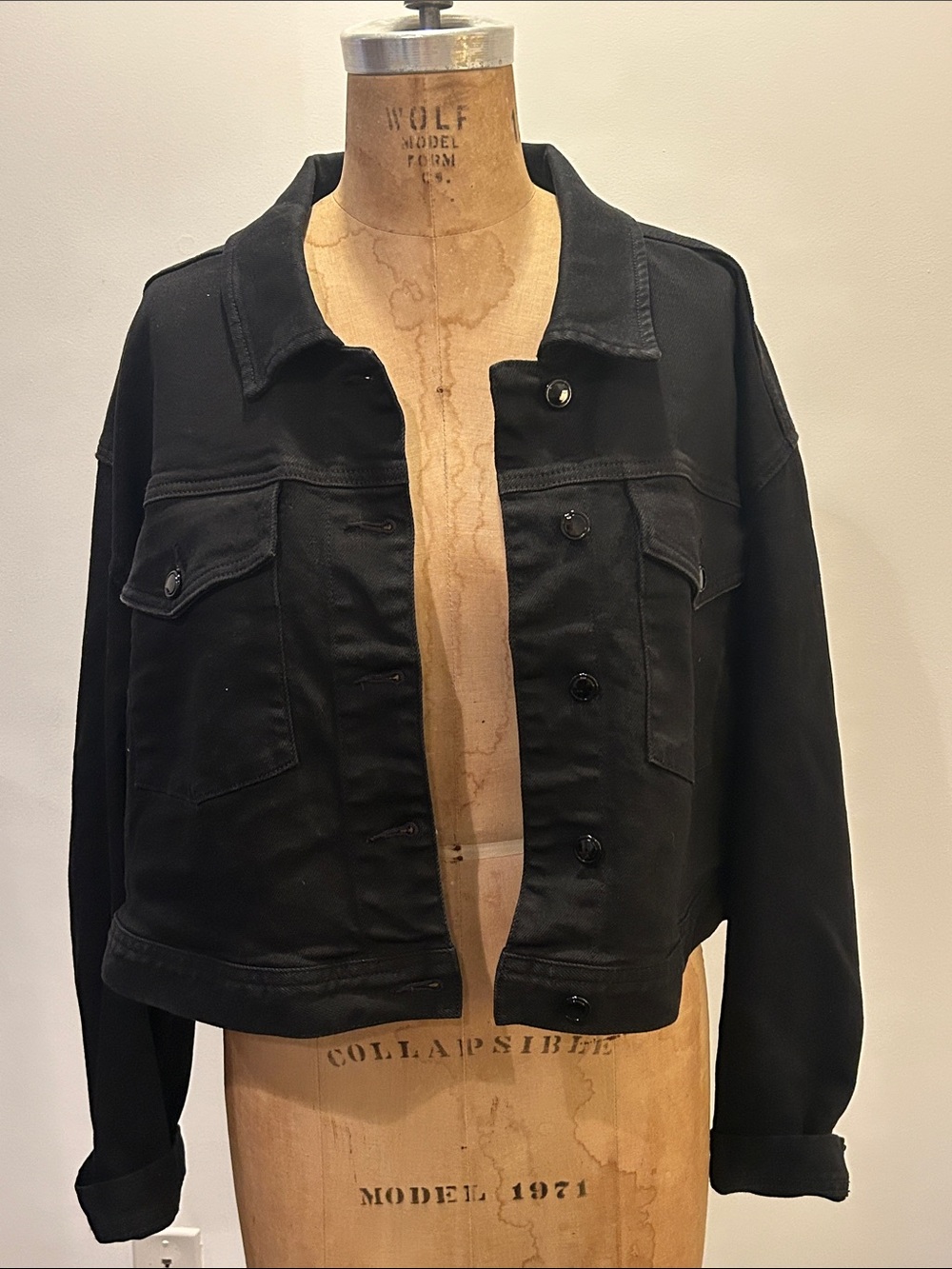 Good American Cropped Black Jean Jacket